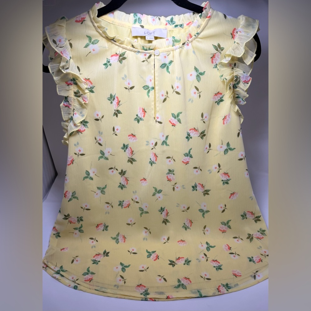 LOFT Women's Floral Ruffle Split Neck Shell Color Pale Banana Yellow Size Medium